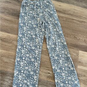 Mia & Tess Blue and White Starfish Print Lounge Pants